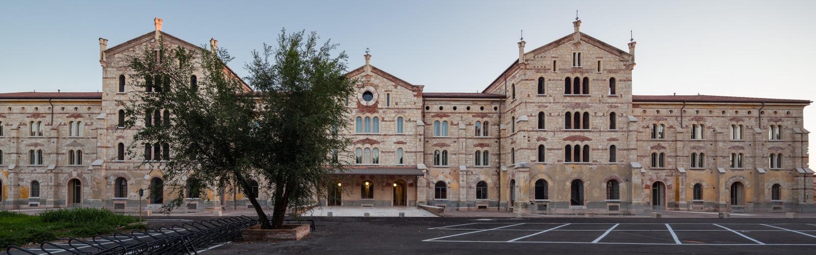 Nasce la nuova Scuola di Economia e management