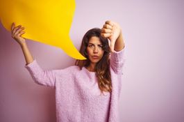 Sono solo parole? Riflessioni su linguaggio sessista e violenza di genere